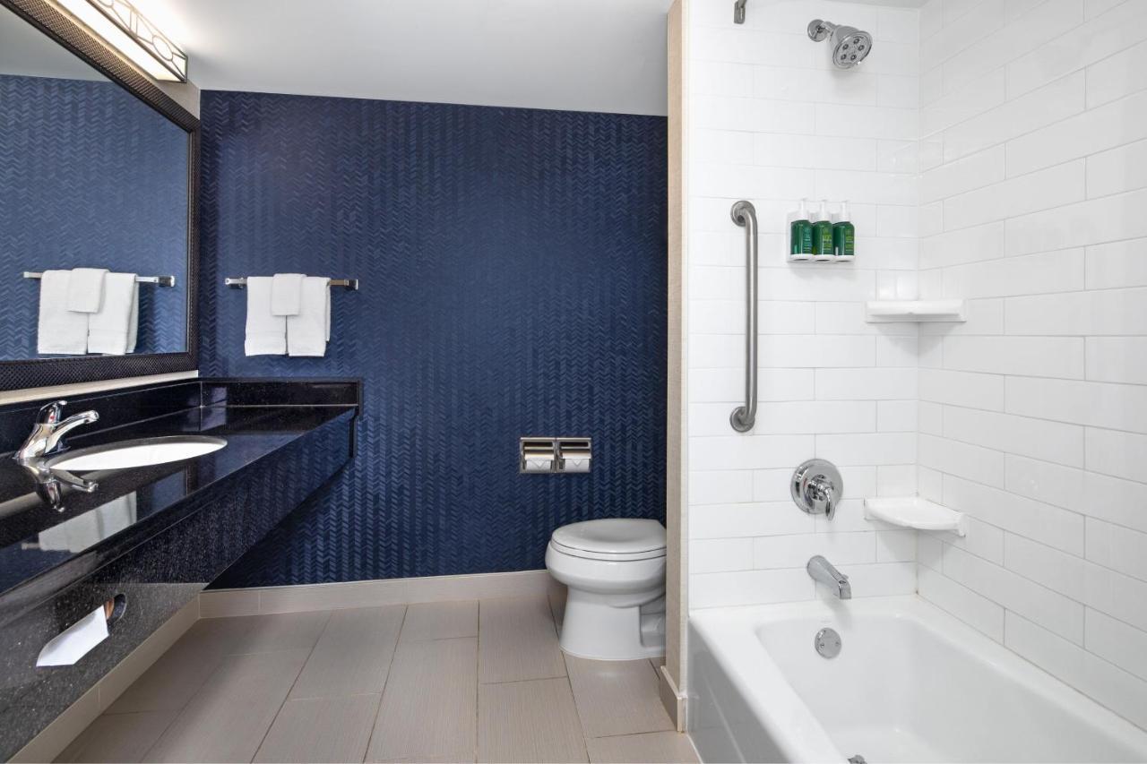 Fairfield Inn & Suites By Marriott Toronto Mississauga Luaran gambar