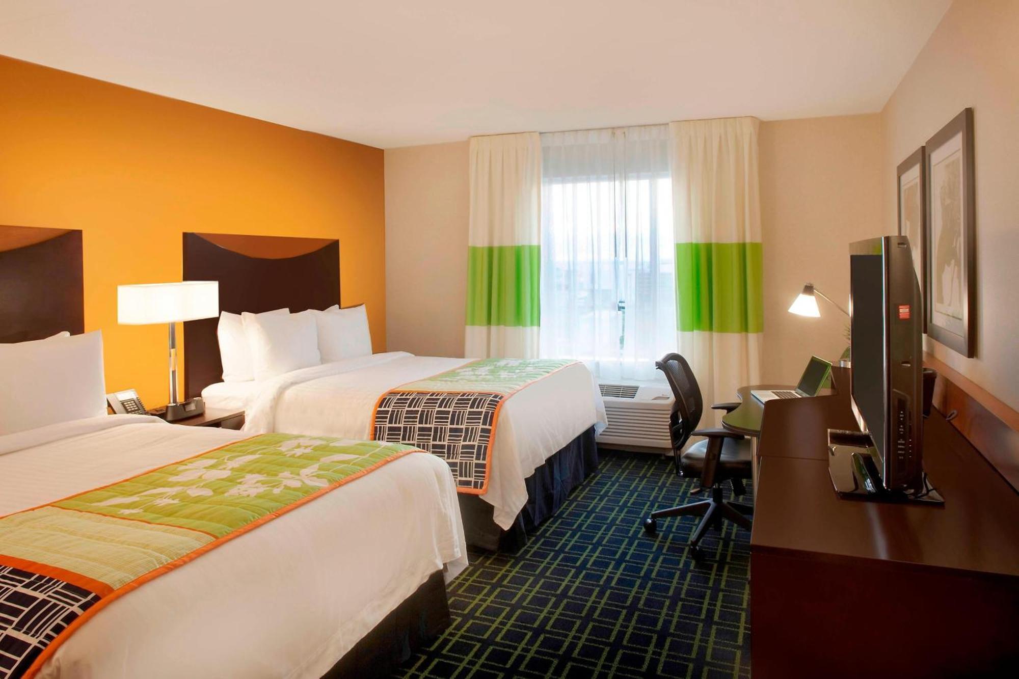 Fairfield Inn & Suites By Marriott Toronto Mississauga Luaran gambar